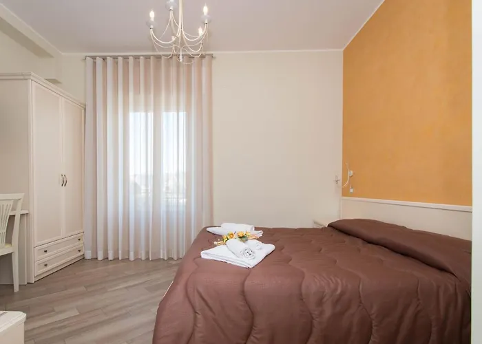 Vista Santuario 3* Syracuse